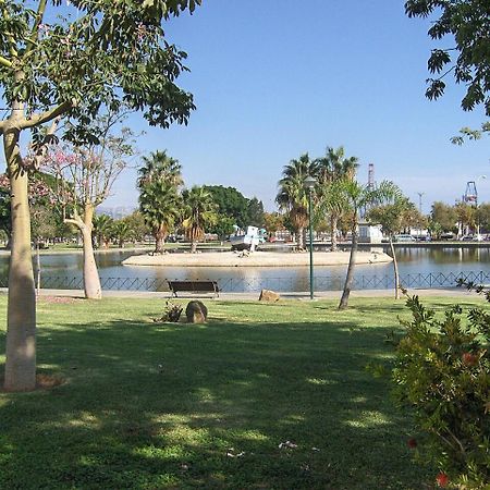Marques De Robles Apartment Malaga Bagian luar foto