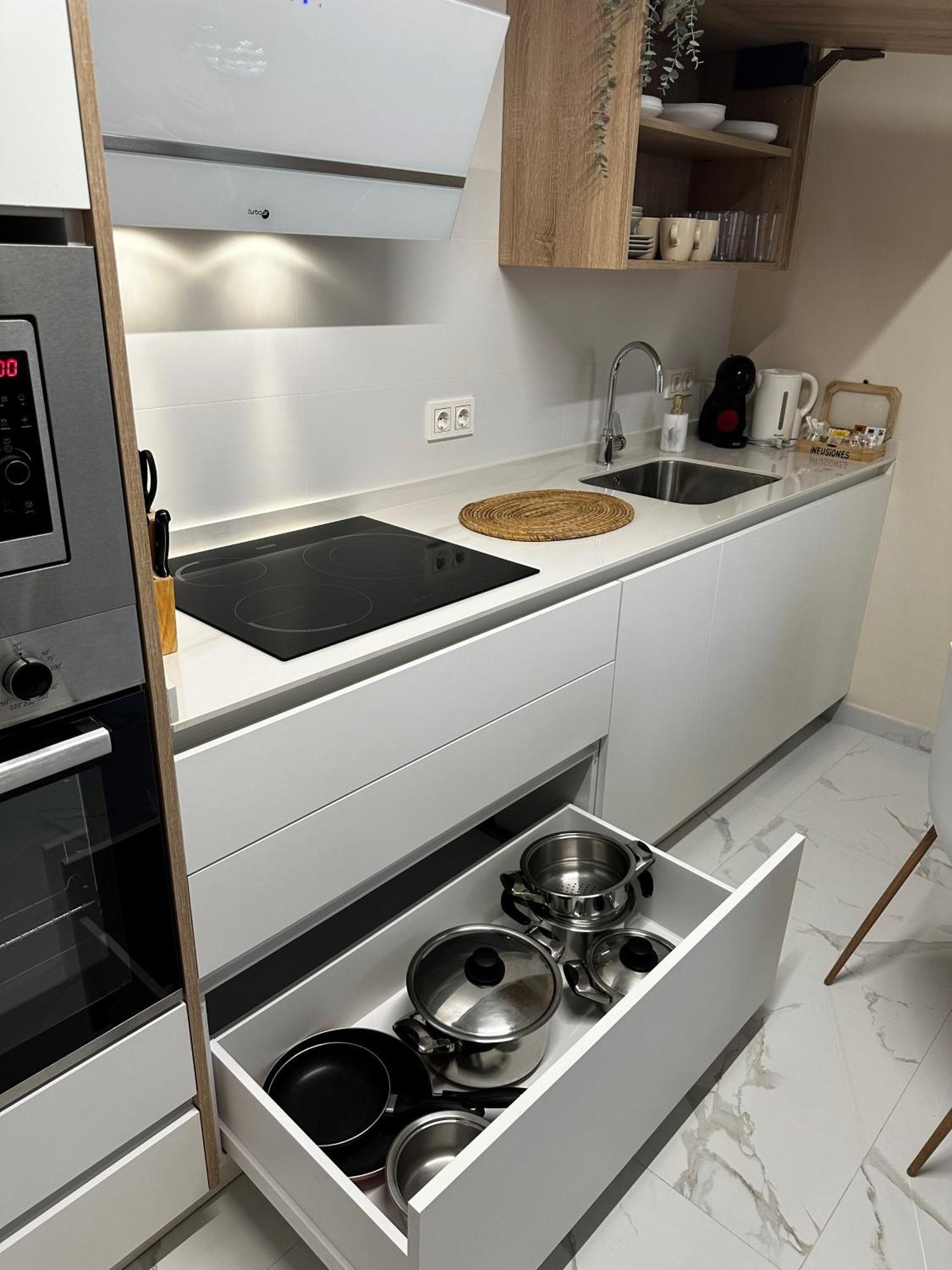 Marques De Robles Apartment Malaga Bagian luar foto