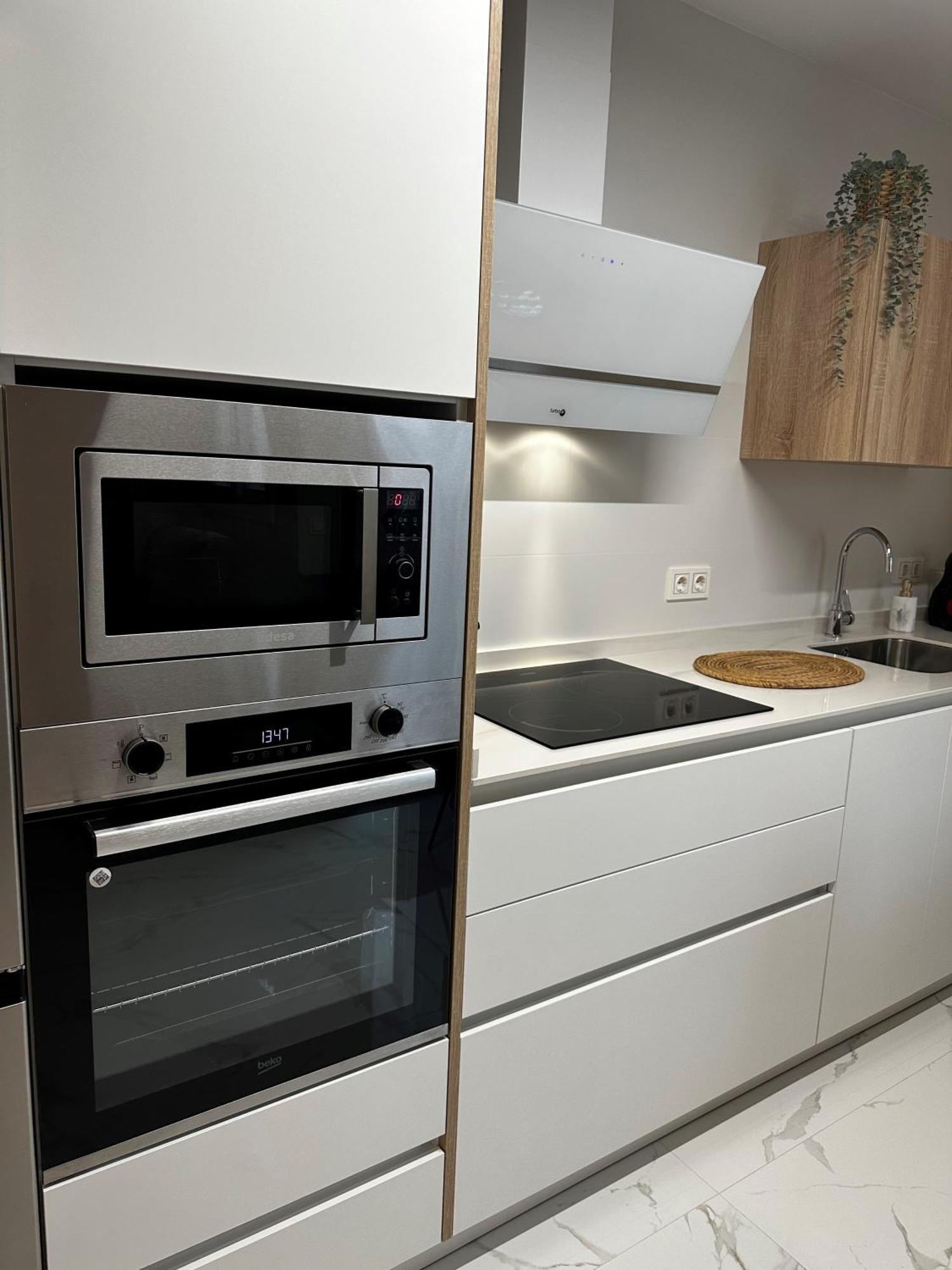 Marques De Robles Apartment Malaga Bagian luar foto