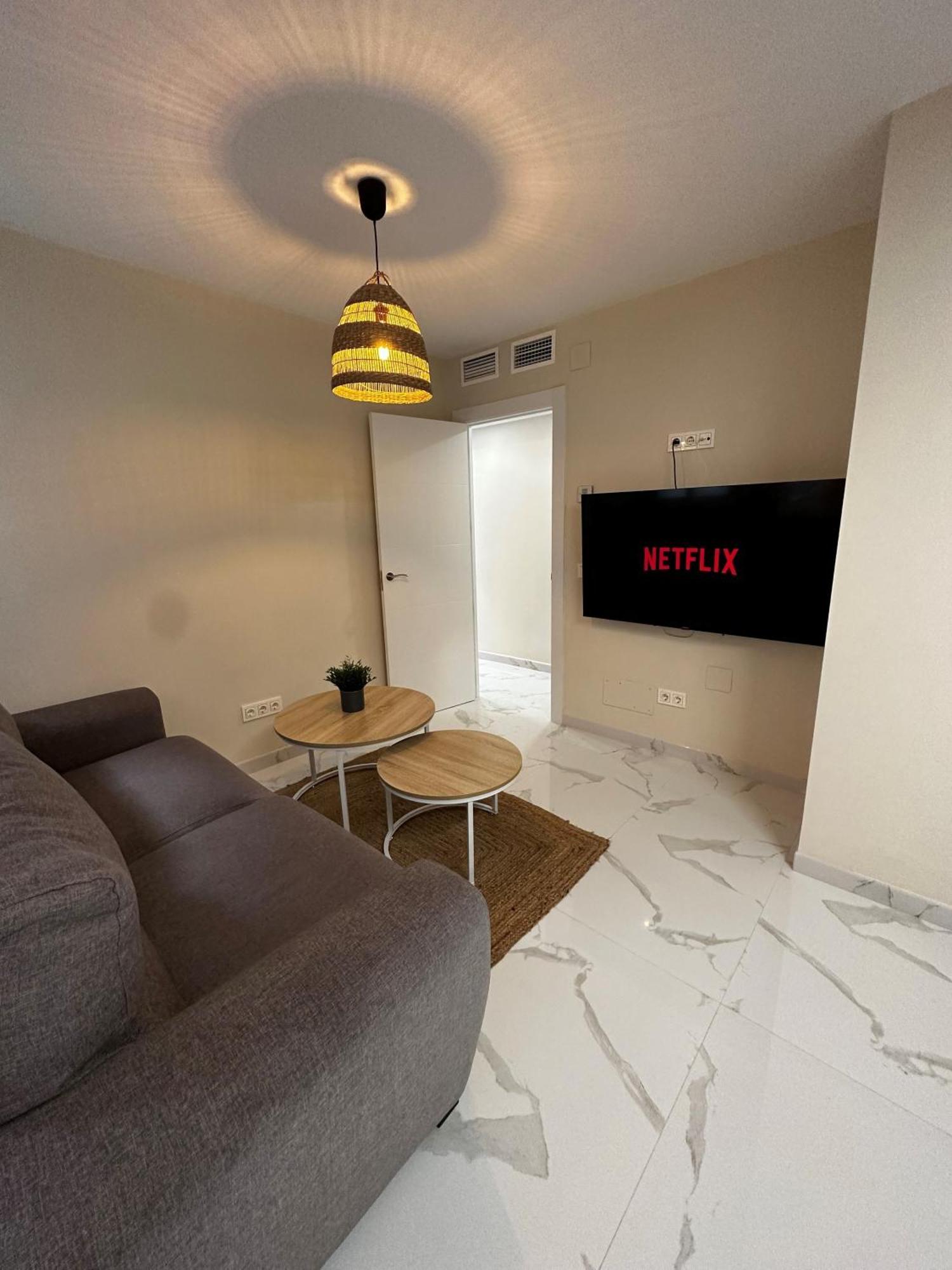 Marques De Robles Apartment Malaga Bagian luar foto
