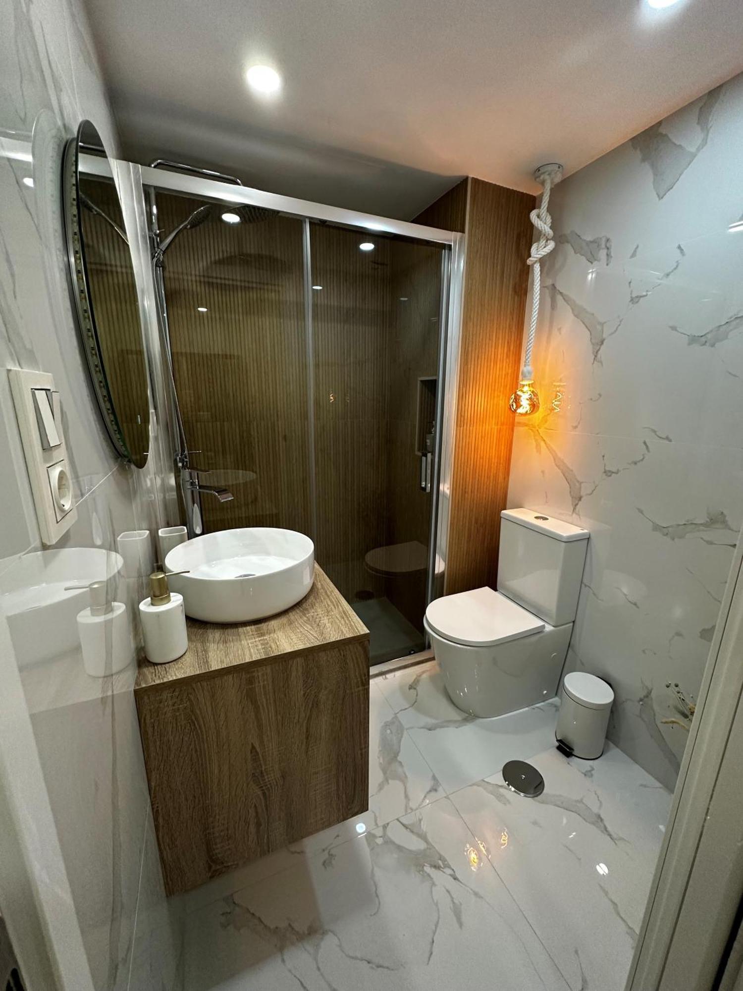 Marques De Robles Apartment Malaga Bagian luar foto