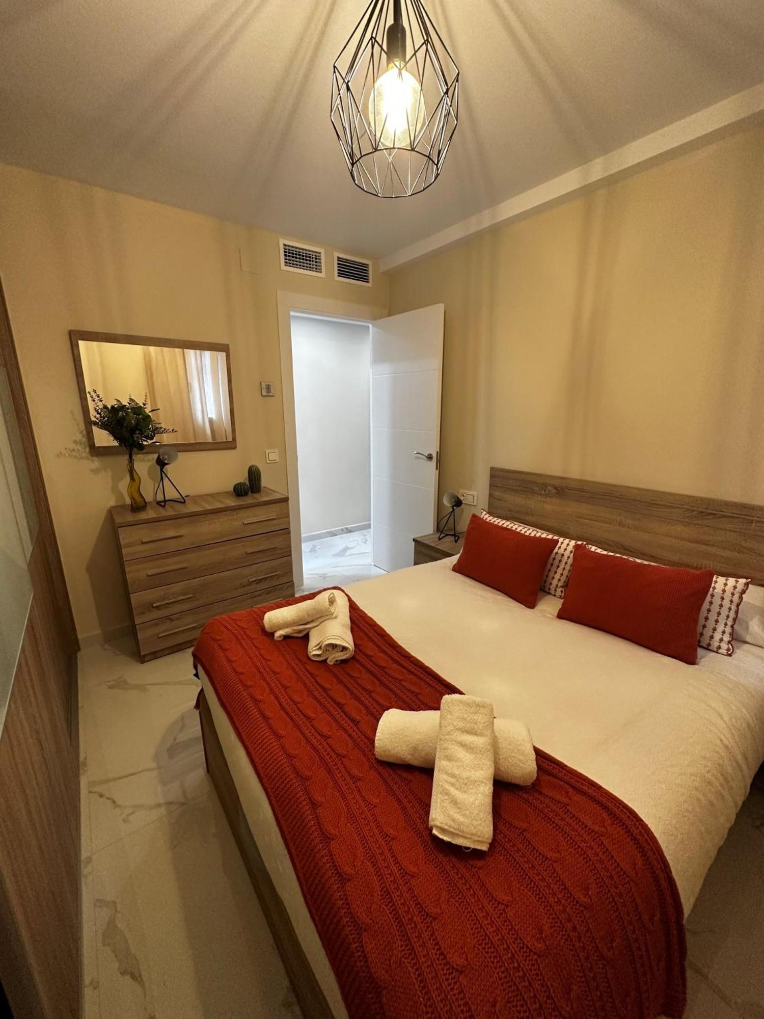 Marques De Robles Apartment Malaga Bagian luar foto